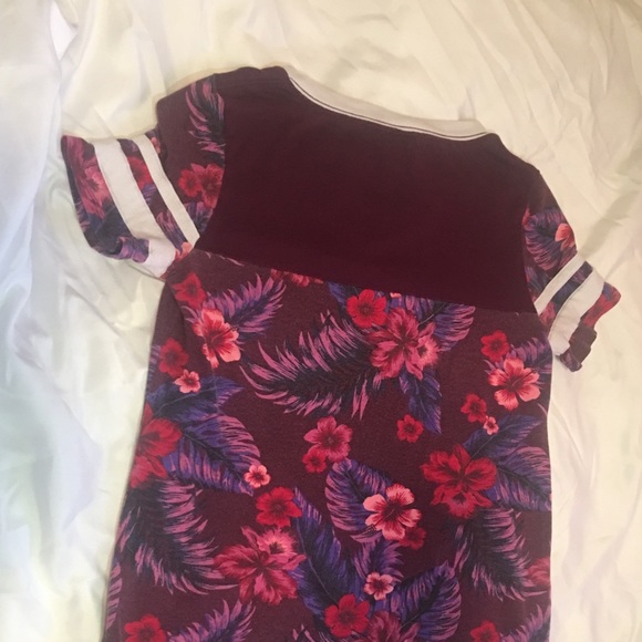 Pink sequence shirt - Picture 2 of 3